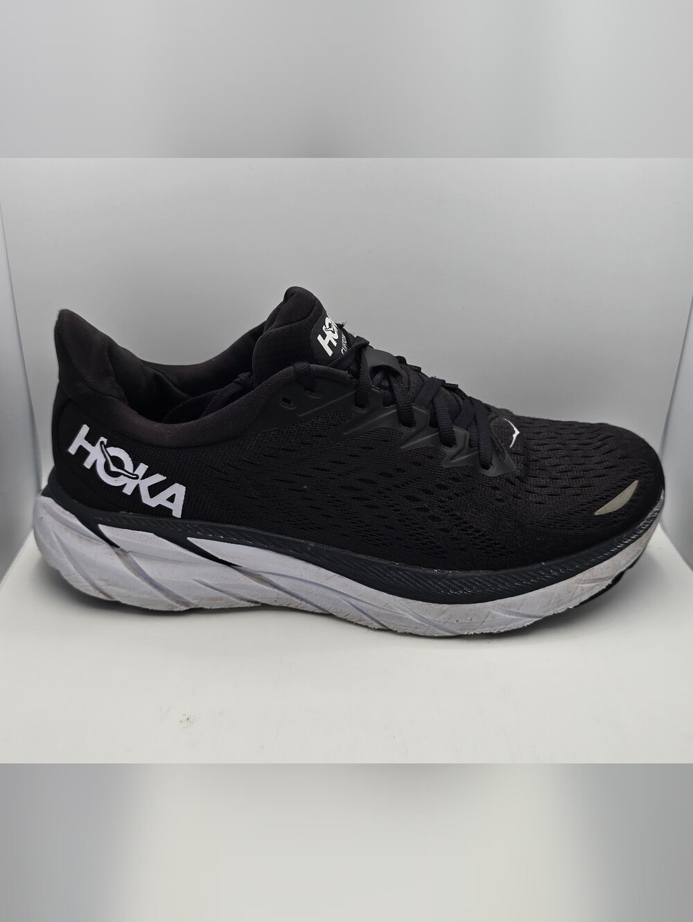 Hoka One One Clifton 8 Black White Mens 9b